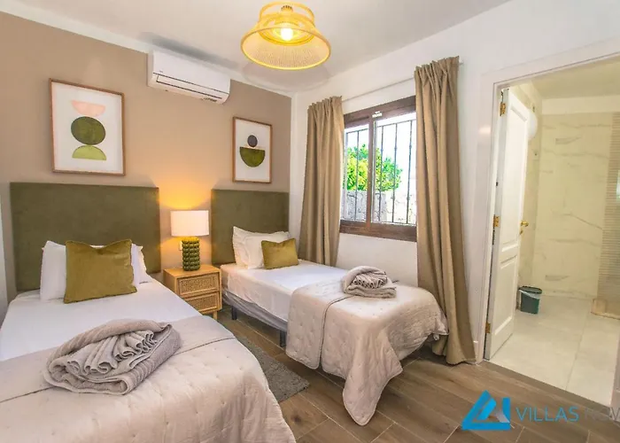 222 - Noches De Luna By Now Ltd וילה